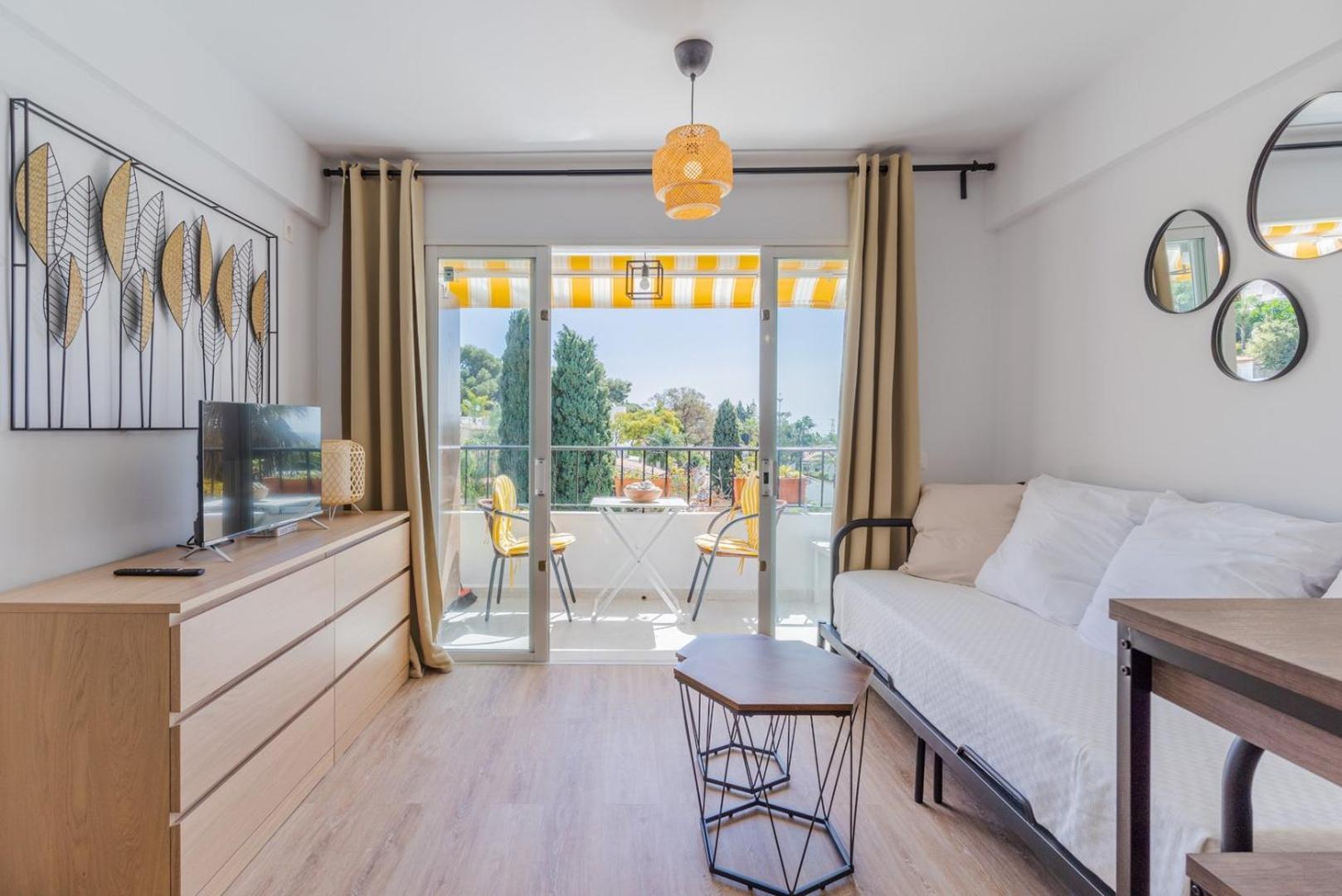 شقة Guestready - Chasing The Sun In Malaga ماربيا المظهر الخارجي الصورة